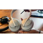 Bose Noise Cancelling Headphones 700 ausinės